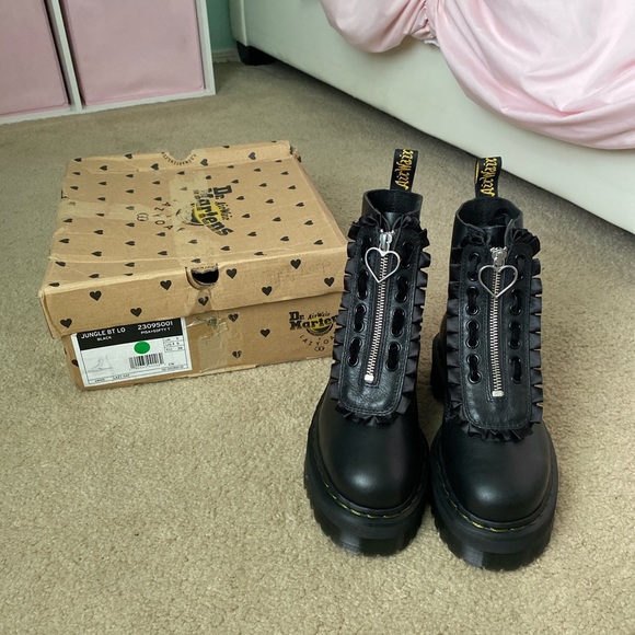 ❌SOLD❌ Dr. Martens x Lazy Oaf Jungle Boots - Picture 2 of 8